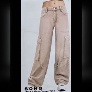 S.O.N.G. Low Rise Cargo Baggy Taupe Jeans Size 11 NWT